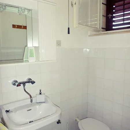 House Vesna 3*